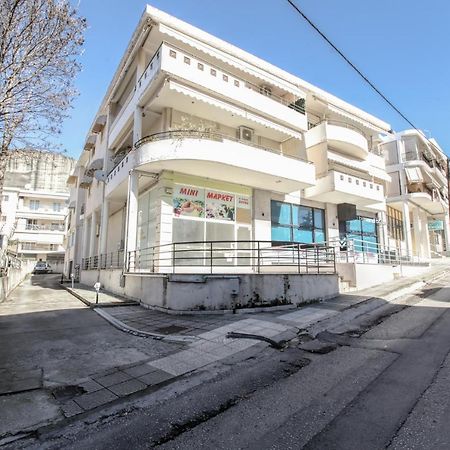 Grand Meteora Central Luxury Apartment Калампака Экстерьер фото