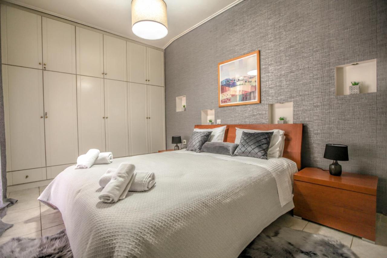 Grand Meteora Central Luxury Apartment Калампака Экстерьер фото
