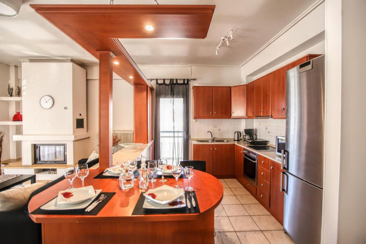 Grand Meteora Central Luxury Apartment Калампака Экстерьер фото